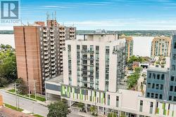 PH7 - 111 WORSLEY STREET Barrie, ON L4M 5R5