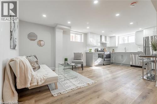 213 THORNER Drive Unit# Lower , Hamilton, Ontario L8V 2M5 3
