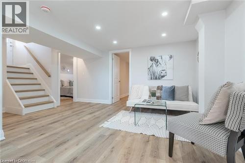 213 THORNER Drive Unit# Lower , Hamilton, Ontario L8V 2M5 4