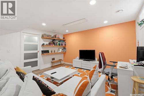 411 Hartley Road, Saskatoon, SK - Indoor