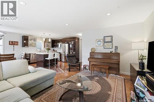 411 Hartley Road, Saskatoon, SK - Indoor Photo Showing Living Room