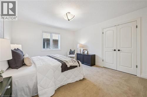 828 Copper Ridge Drive, Waterloo, ON - Indoor Photo Showing Bedroom
