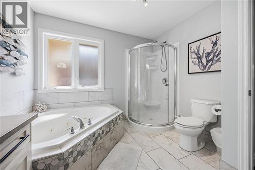 301 Eagle Way, Sarnia, ON - Indoor Photo Showing Bathroom