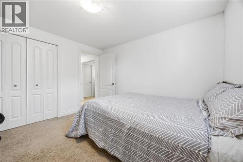 301 Eagle Way, Sarnia, ON - Indoor Photo Showing Bedroom