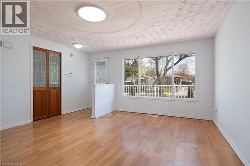 87 Christopher Drive, Waterloo, ON - Indoor