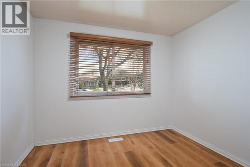 87 Christopher Drive, Waterloo, ON - Indoor Photo Showing Other Room