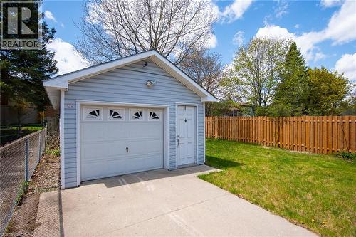87 Christopher Drive, Waterloo, ON - Outdoor