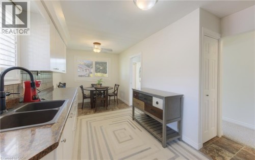 144 Holborn Drive, Kitchener, ON 