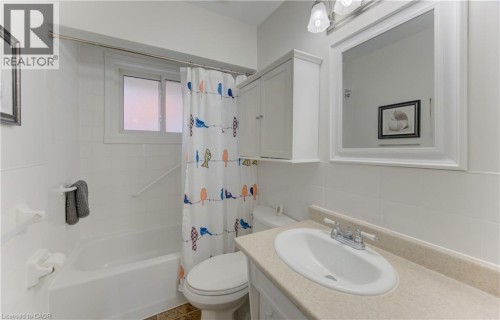 144 Holborn Drive, Kitchener, ON 