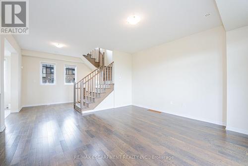 41 Utter Place, Hamilton, ON - Indoor Photo Showing Other Room