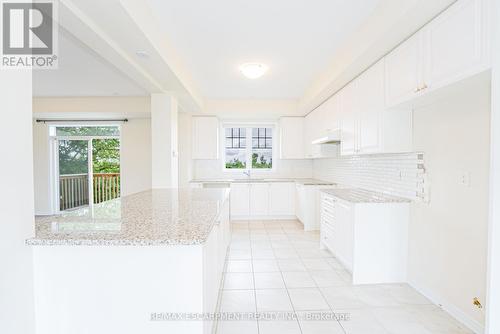 41 Utter Place, Hamilton, ON - Indoor Photo Showing Kitchen