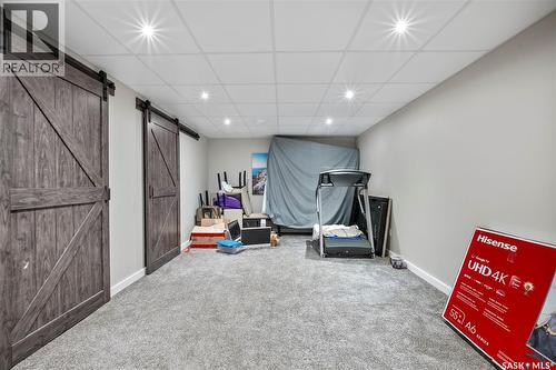 405 4Th Avenue Ne, Moose Jaw, SK - Indoor