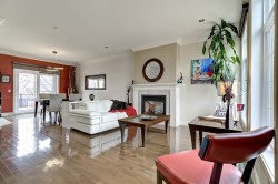 8821 Place Rhoda  Brossard, QC J4X 0A5