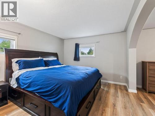 27 12Th Avenue, Whitehorse, YT - Indoor Photo Showing Bedroom