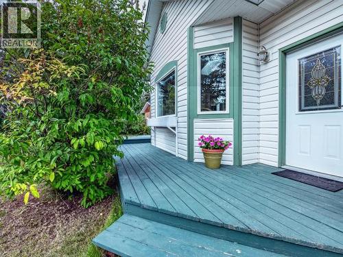 27 12Th Avenue, Whitehorse, YT - Outdoor
