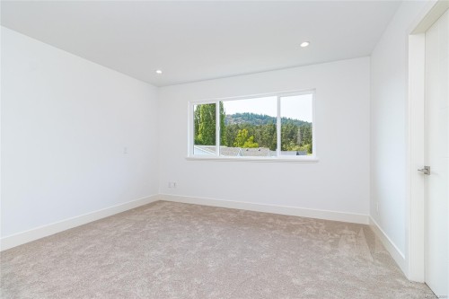 #1-1559 Ash Rd, Saanich, BC 