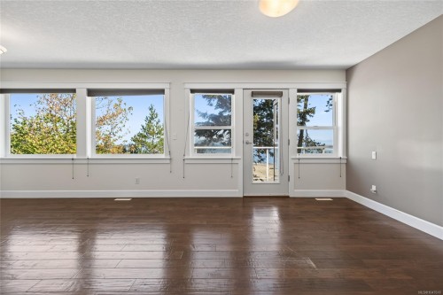 1776 Astra Rd, Comox, BC 
