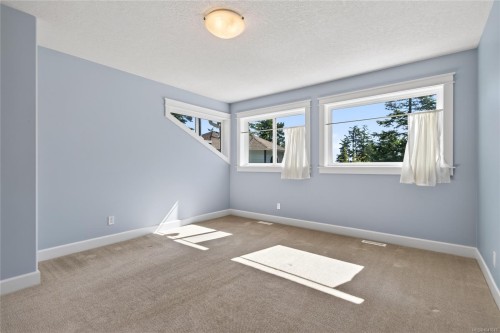 1776 Astra Rd, Comox, BC 