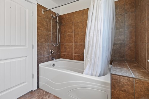 1776 Astra Rd, Comox, BC 