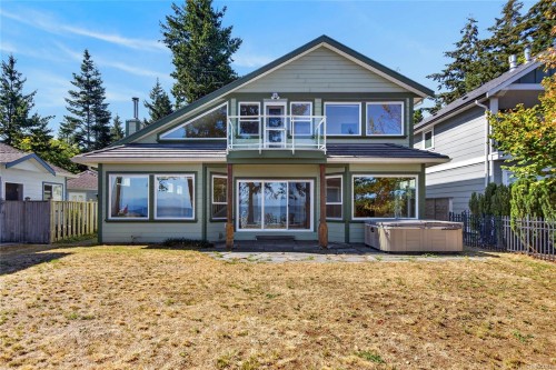 1776 Astra Rd, Comox, BC 