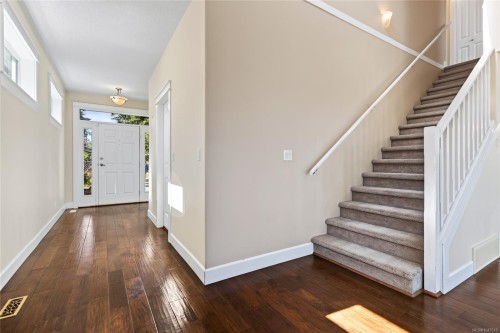 1776 Astra Rd, Comox, BC 