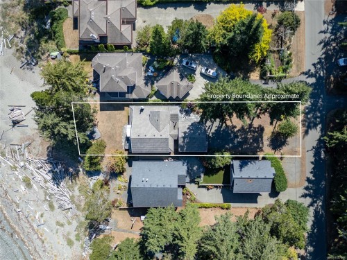 1776 Astra Rd, Comox, BC 