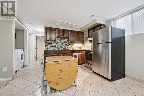 73 Waxwing Crescent, Guelph (Kortright Hills), ON - Indoor Photo Showing Kitchen