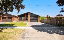 2221 Florian Road  Mississauga, ON L5A 3Y9
