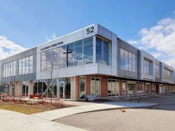207-52 Scarsdale Road  Toronto, ON M3B 2R7
