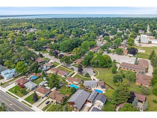 875 Champlain Road, Sarnia, ON 