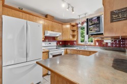 Kitchen - 