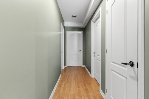 Corridor - 60 Ch. De St-Moritz, Saint-Sauveur, QC - Indoor Photo Showing Other Room