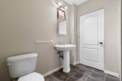 Powder room - 