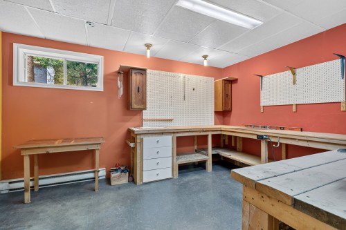 Atelier - 60 Ch. De St-Moritz, Saint-Sauveur, QC - Indoor Photo Showing Other Room