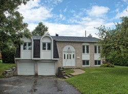 511 Rue De Bruyne  Gatineau (Aylmer), QC J9H 5N9