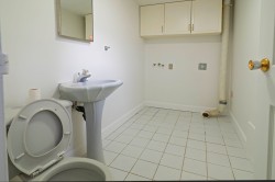 Powder room - 