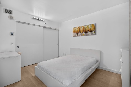 Chambre à coucher - 402-350 Boul. De Maisonneuve O., Montréal (Ville-Marie), QC - Indoor Photo Showing Bedroom