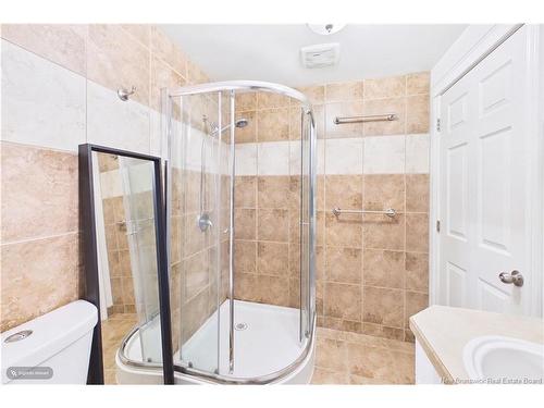 A & B-127 Cornhill St, Moncton, NB 