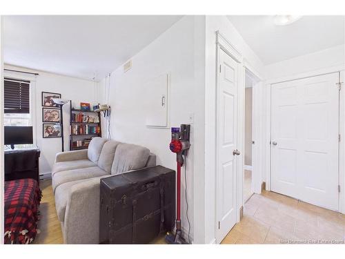 A & B-127 Cornhill St, Moncton, NB 