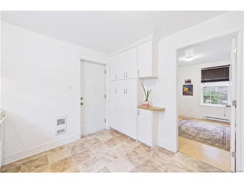 A & B-127 Cornhill St, Moncton, NB - Indoor