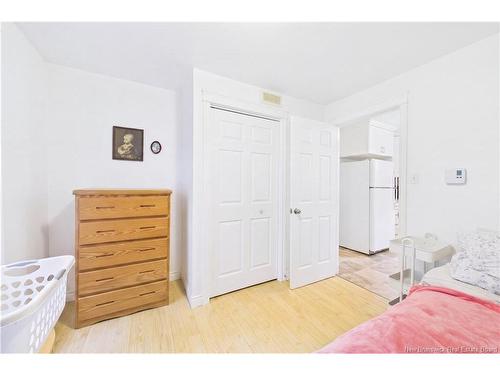 A & B-127 Cornhill St, Moncton, NB - Indoor Photo Showing Bedroom