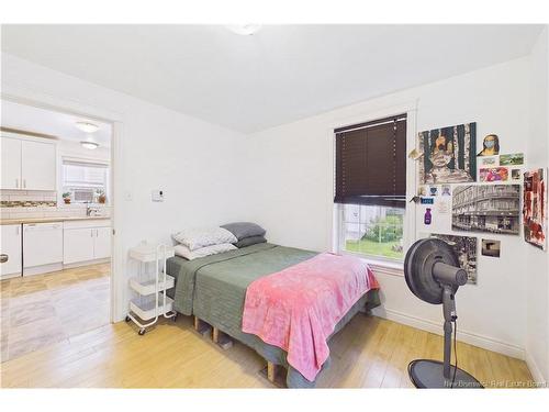 A & B-127 Cornhill St, Moncton, NB - Indoor Photo Showing Bedroom