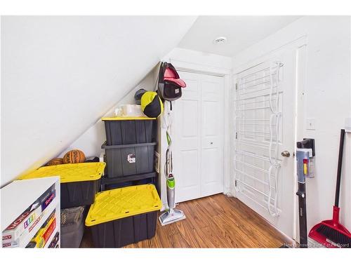 A & B-127 Cornhill St, Moncton, NB - Indoor Photo Showing Other Room