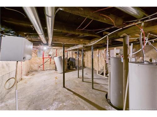 A & B-127 Cornhill St, Moncton, NB - Indoor Photo Showing Basement