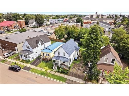 A & B-127 Cornhill St, Moncton, NB - Outdoor