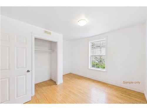 A & B-127 Cornhill St, Moncton, NB - Indoor Photo Showing Other Room