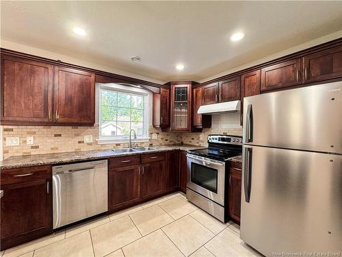 39 Christopher Cres, Moncton, NB 
