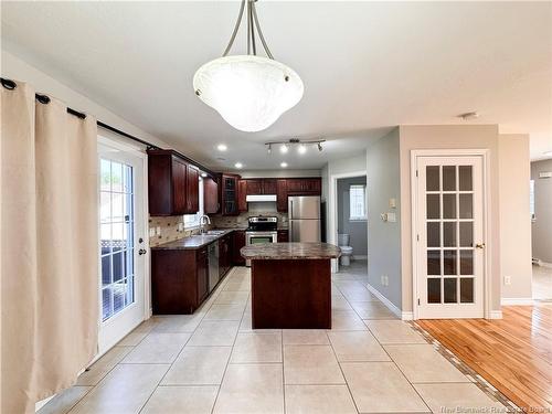 39 Christopher Cres, Moncton, NB 