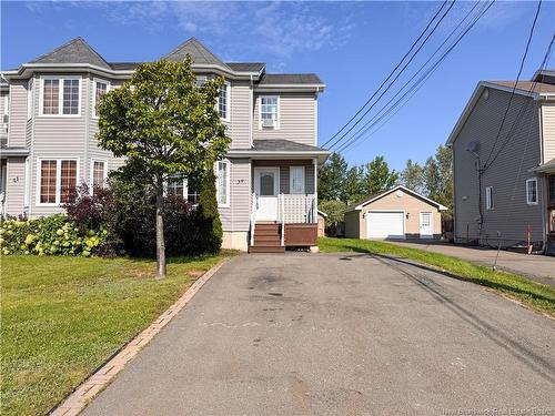 39 Christopher Cres, Moncton, NB 