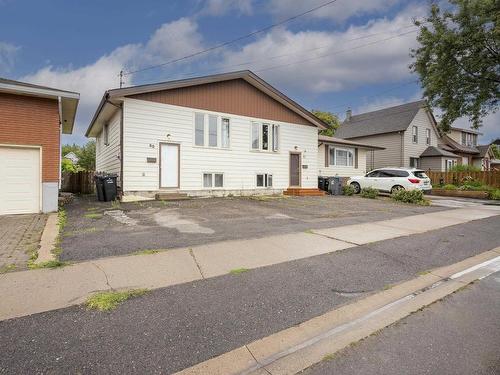 80 Peter Street, Thunder Bay, ON - Outdoor